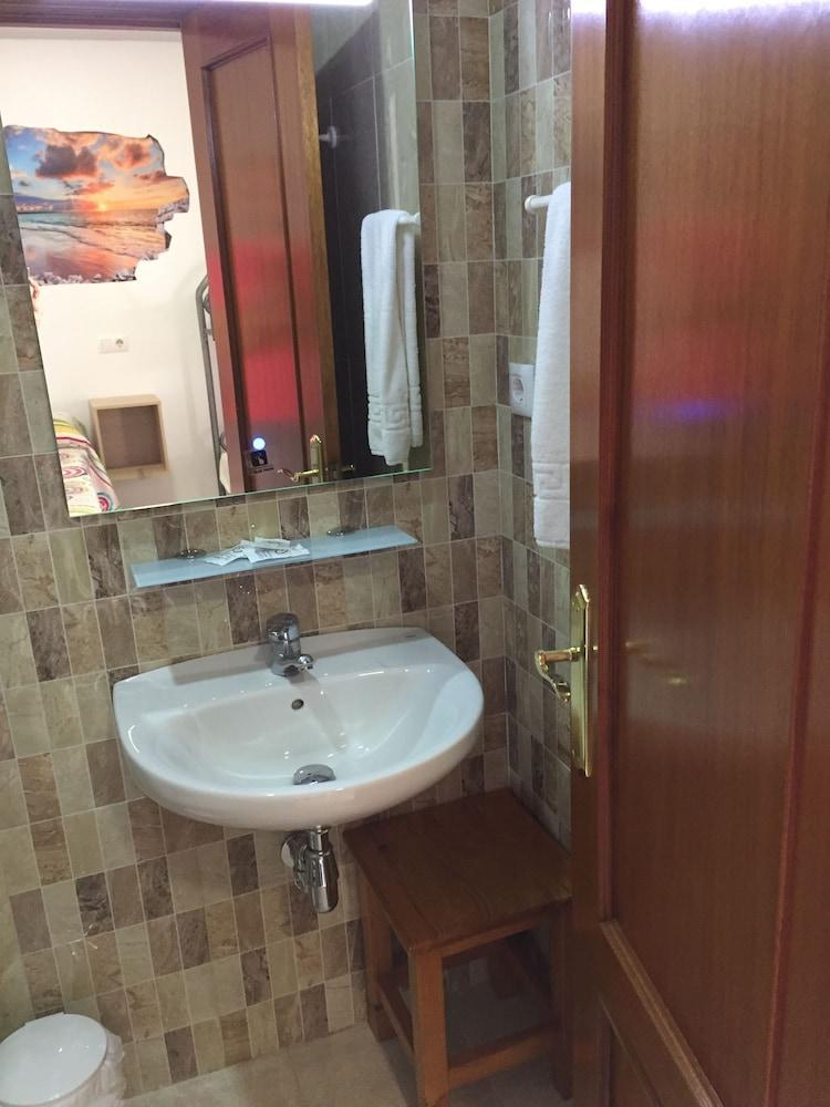 Hostal La Campa Chiclana de la Frontera Eksteriør billede